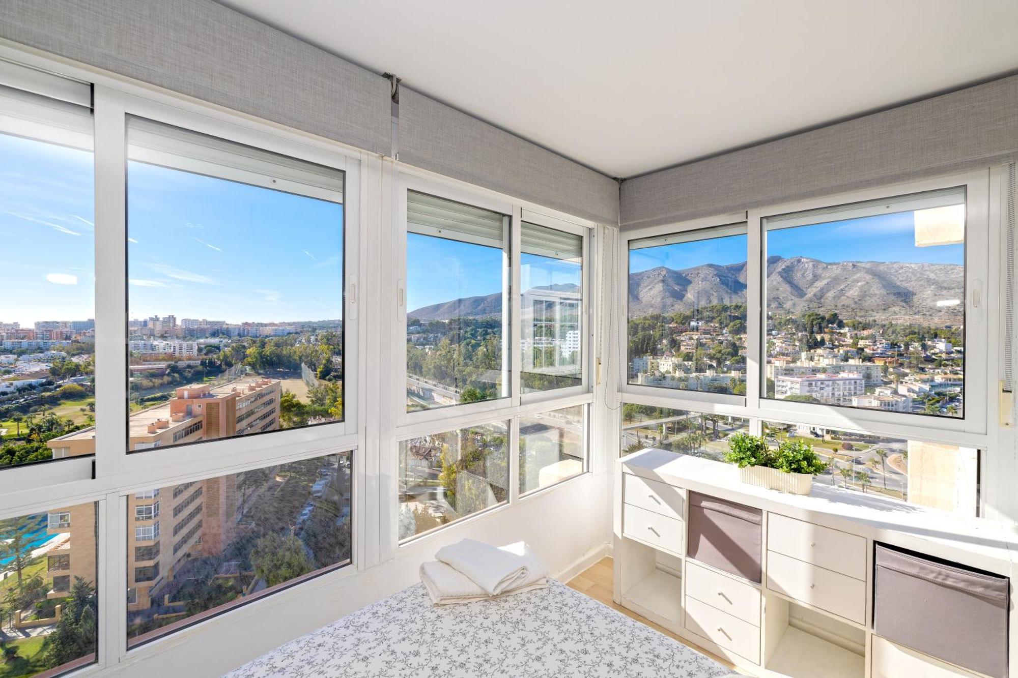 Sun Apartments ตอร์เรโมลิโนส ภายนอก รูปภาพ
