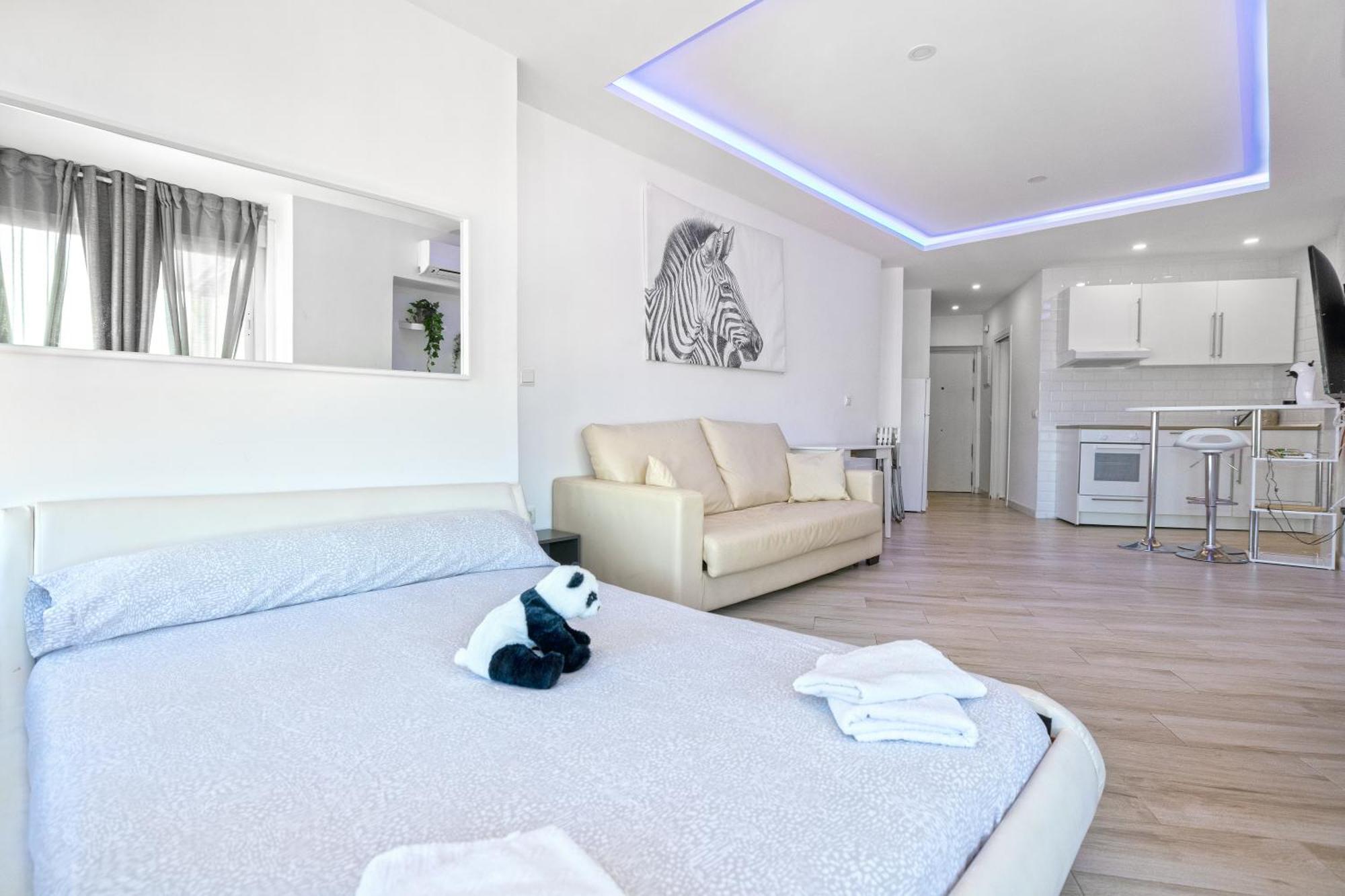 Sun Apartments ตอร์เรโมลิโนส ภายนอก รูปภาพ